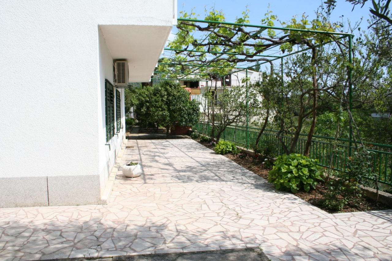Apartments And Rooms By The Sea Zaostrog, Makarska - 2661 외부 사진